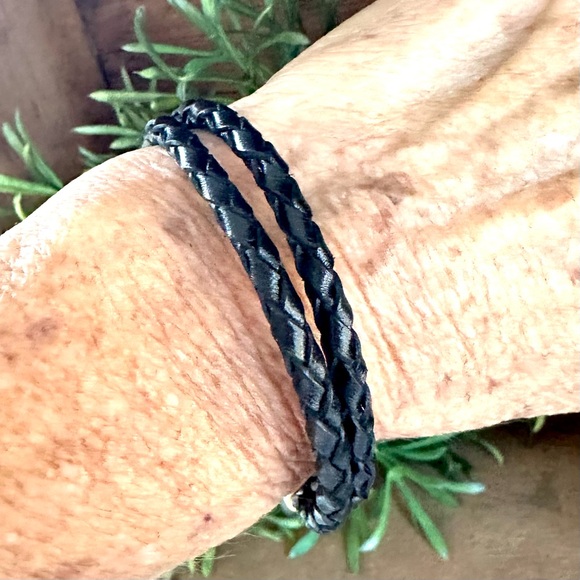 Lulu Frost Black Leather Harpoon Hook Bracelet Unisex - Picture 7 of 10